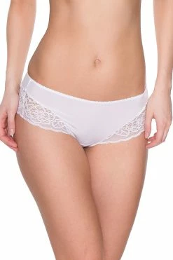 Triumph: Amourette Spotlight Hipster