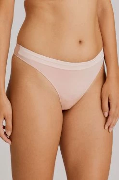 PrimaDonna: Glow - Twist String - Twist