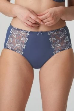 PrimaDonna: Deauville Shorty