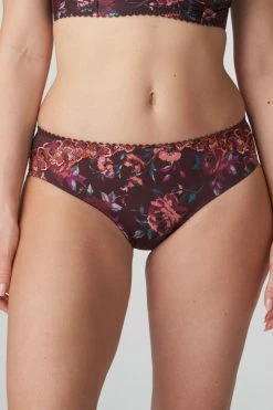 PrimaDonna: Sevas Hotpants