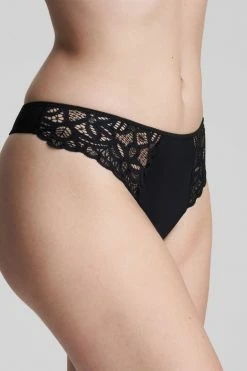 PrimaDonna: First Night - Twist String - Twist